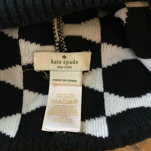Winter hat by Kate Spade - Picture 3 of 3